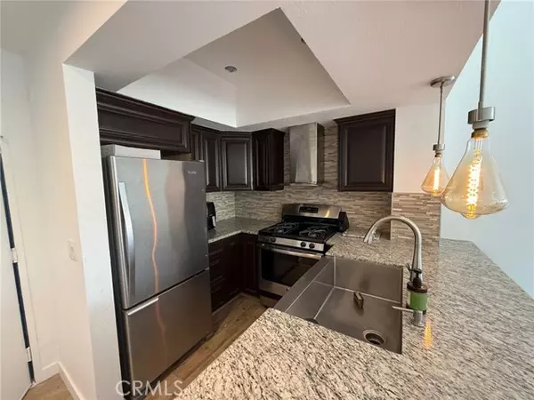 Stanton, CA 90680,7652 Cerritos Avenue #E