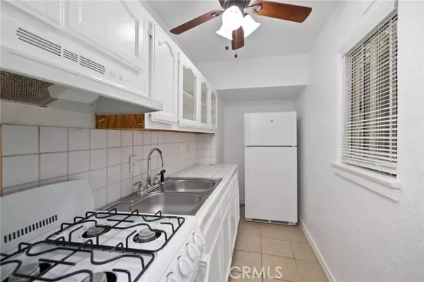 Los Angeles, CA 90019,1285 South Dunsmuir