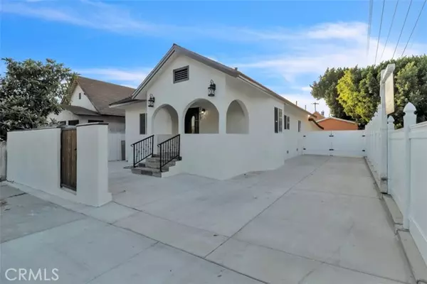 Los Angeles, CA 90065,2697 Merced