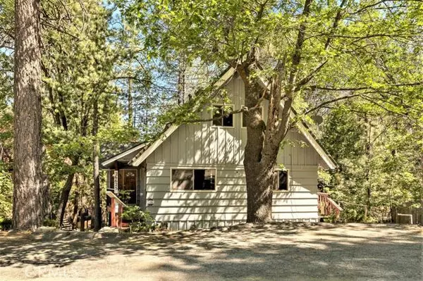 26625 Pinehurst Drive, Lake Arrowhead, CA 92352