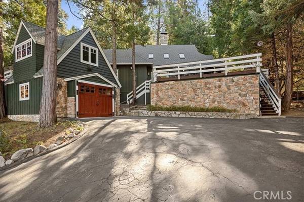 226 Holiday Drive, Lake Arrowhead, CA 92352