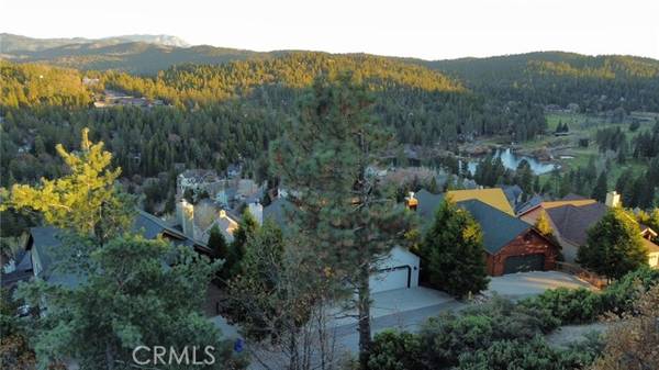 935 Sonoma Drive, Lake Arrowhead, CA 92352