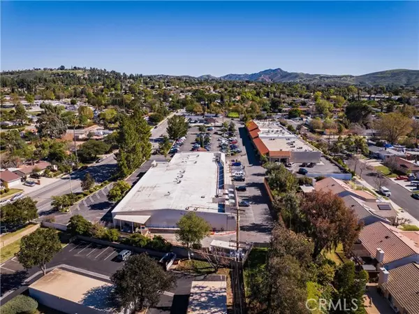 Thousand Oaks, CA 91360,950 E Avenida De Los Arboles