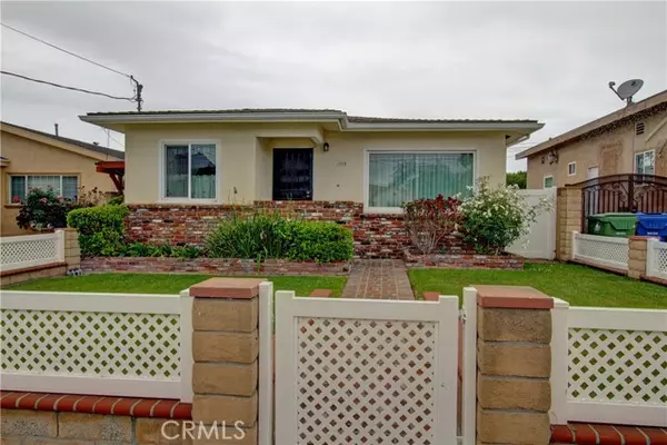 1553 Gulf Avenue, Wilmington (los Angeles), CA 90744