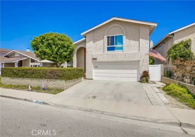 4365 Hazelnut Avenue, Seal Beach, CA 90740