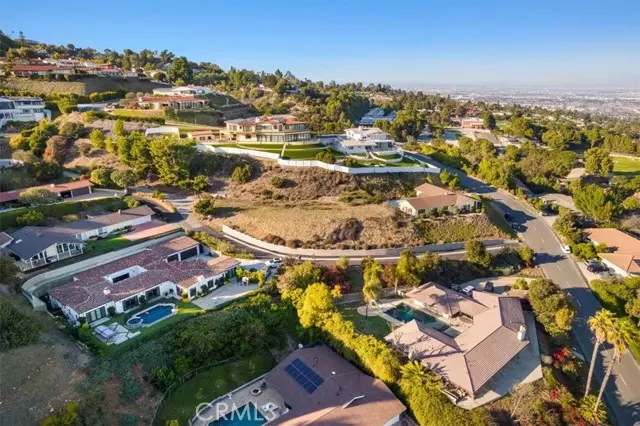 Rancho Palos Verdes, CA 90275,2958 Crownview Dr