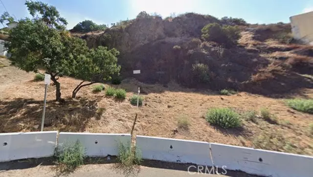 Los Angeles, CA 90068,2354 Holly Drive