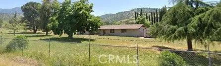 6009 Elwood Road, Sanger, CA 93657