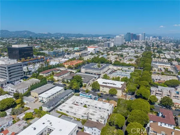 Santa Monica, CA 90404,2717 Arizona Avenue #9