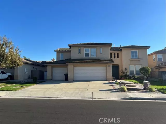 Eastvale, CA 92880,13539 Falcon Ridge Road