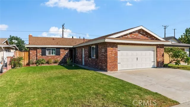 Carson, CA 90745,1829 E 215th Place