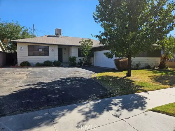 43874 Fern Avenue, Lancaster, CA 93534