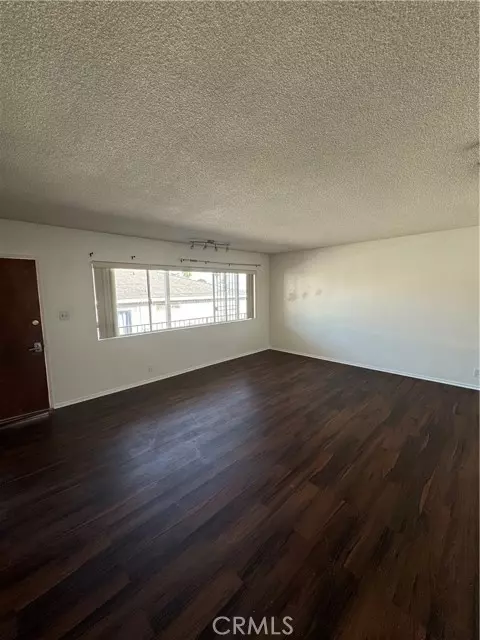 San Pedro (los Angeles), CA 90731,1811 S Alma Street #4