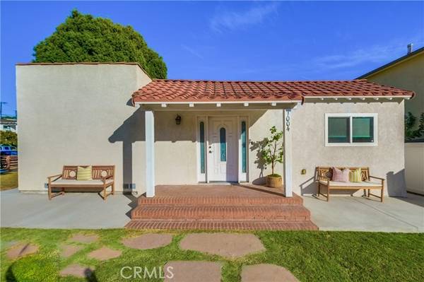 1004 S Averill Avenue, San Pedro (los Angeles), CA 90732