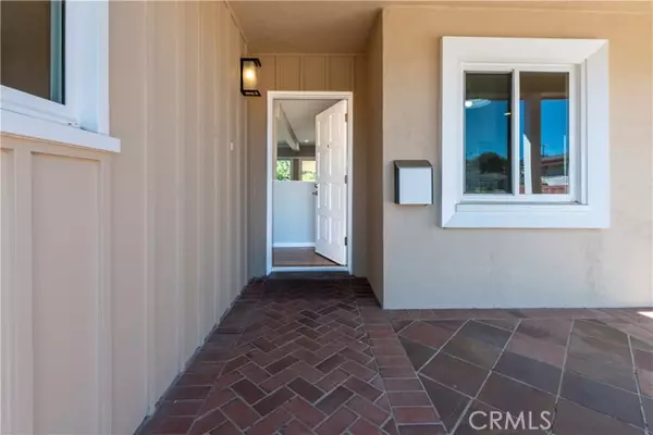 Redondo Beach, CA 90277,535 Camino De Encanto