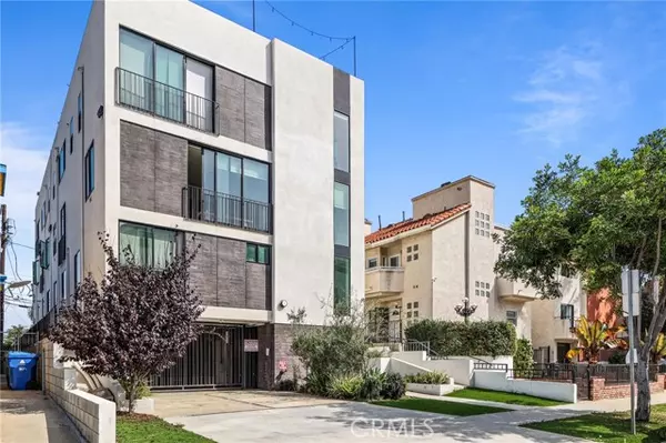 Venice (los Angeles), CA 90291,2432 Penmar Avenue #202