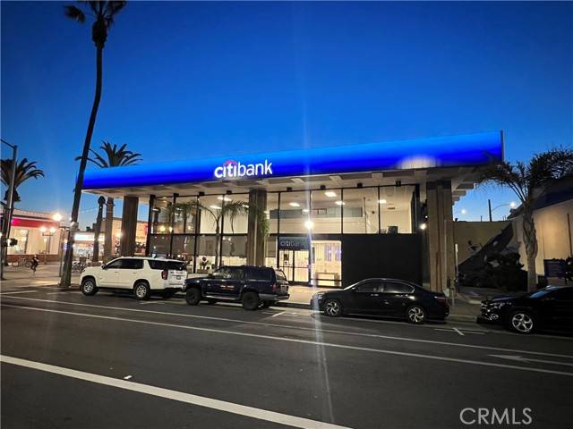 Hermosa Beach, CA 90254,81 Pier Avenue