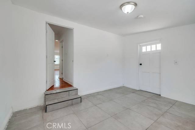 Lomita, CA 90717,25016 Narbonne Avenue