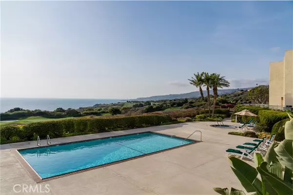 Rancho Palos Verdes, CA 90275,3200 La Rotonda Drive #405