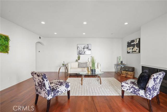 Culver City, CA 90230,5845 Doverwood Drive #216