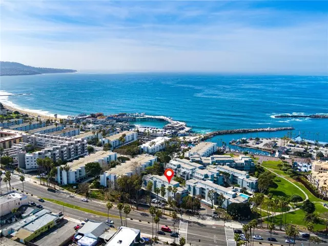 210 The Village #202, Redondo Beach, CA 90277