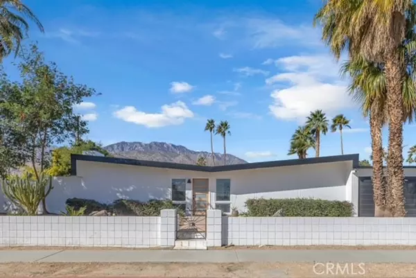 Palm Springs, CA 92262,547 N Farrell Drive