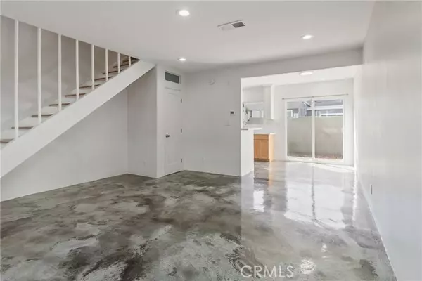Inglewood, CA 90301,545 E 99th Street #4