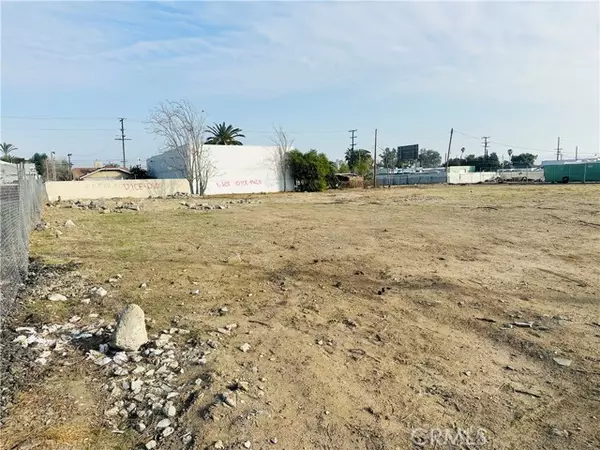 San Bernardino, CA 92401,323 S Mayfield Avenue