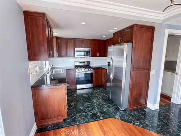 San Pedro (los Angeles), CA 90731,665 W 24th Street #208