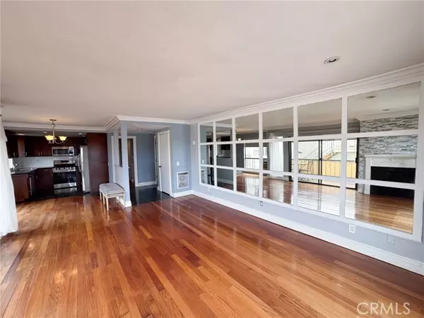 San Pedro (los Angeles), CA 90731,665 W 24th Street #208