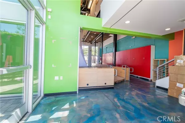 Redondo Beach, CA 90277,512 N Pacific Coast Highway