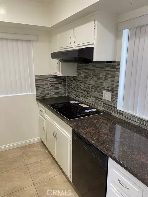 Torrance, CA 90504,18409 Van Ness