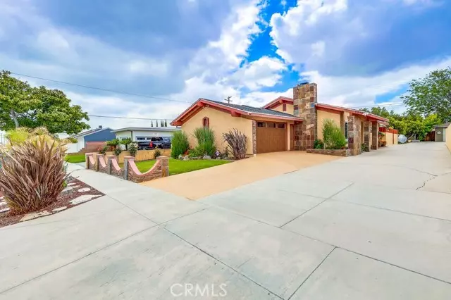 2818 W 166th Street, Torrance, CA 90504