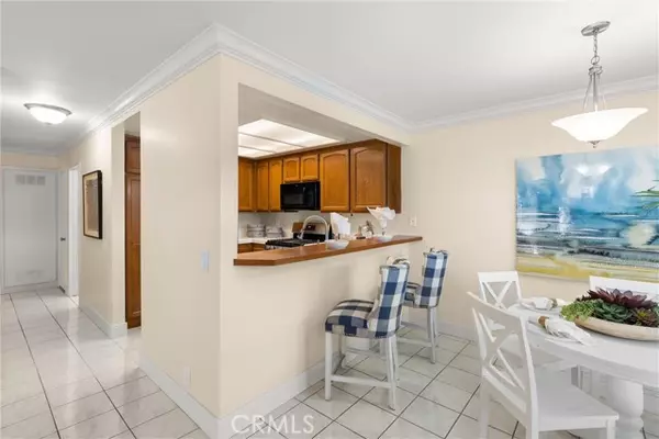 Torrance, CA 90502,22232 S Vermont Avenue #102B