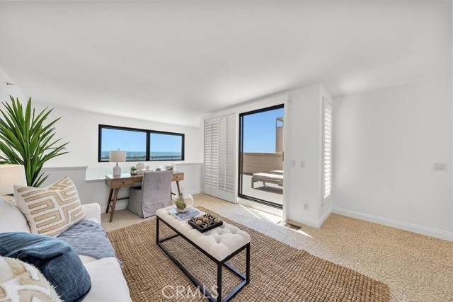 Redondo Beach, CA 90277,110 The Village #503