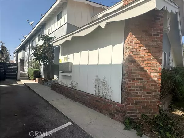 Inglewood, CA 90301,829 S Flower Street