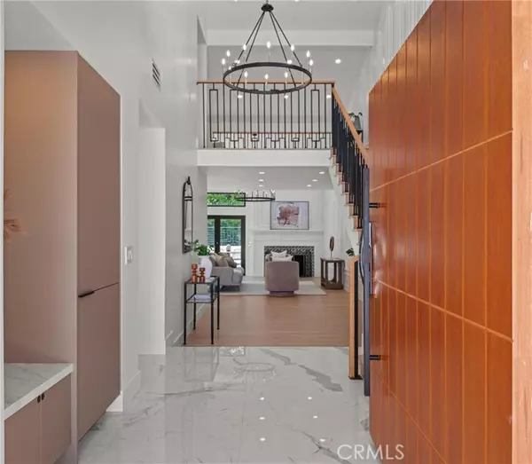 Corona Del Mar (newport Beach), CA 92625,24 White Water Drive