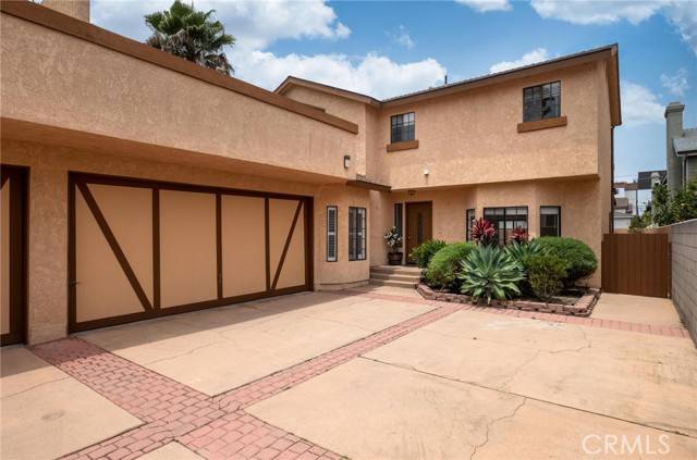 2221 Dufour Avenue #B, Redondo Beach, CA 90278
