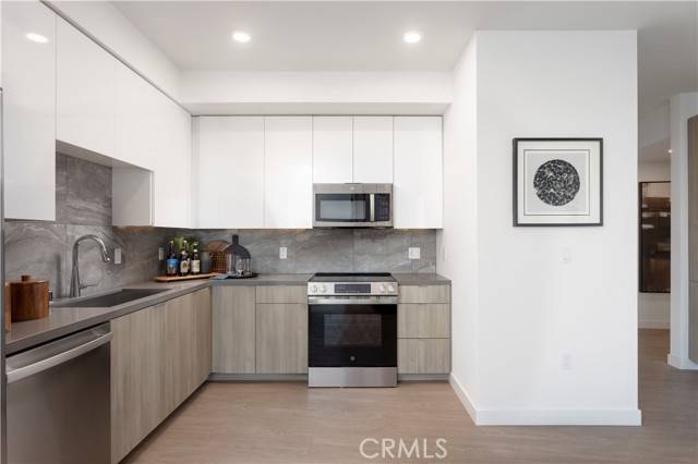 San Pedro (los Angeles), CA 90731,551 S Harbor #828