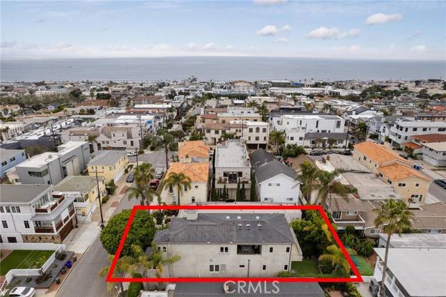 Manhattan Beach, CA 90266,721 12th Street