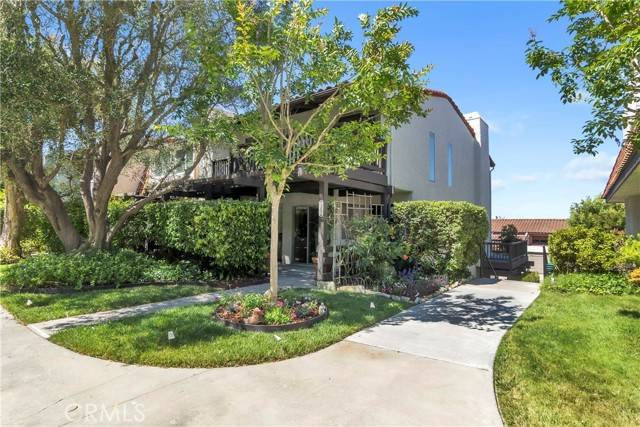 Rolling Hills Estates, CA 90274,105 Aspen Way