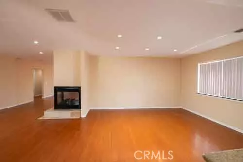 Reseda (los Angeles), CA 91335,7428 Wilbur Avenue
