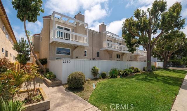 2310 Vanderbilt Lane #4, Redondo Beach, CA 90278