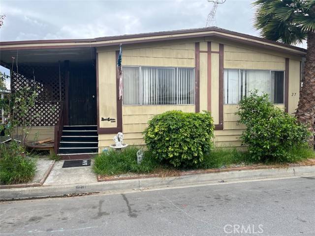 2601 E Victoria #27,  Rancho Dominguez,  CA 90220