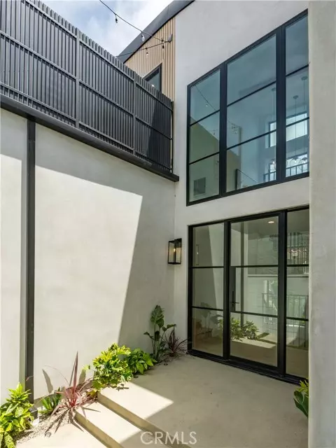 Hermosa Beach, CA 90254,2007 Ava Avenue