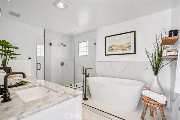 Manhattan Beach, CA 90266,4216 Highland Avenue #B