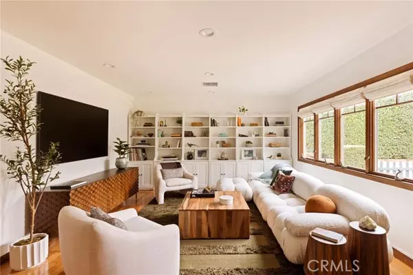 Sherman Oaks, CA 91401,5229 Lennox Avenue