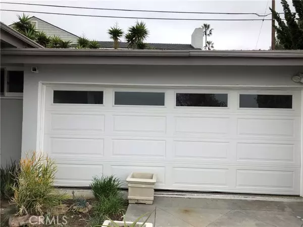 Redondo Beach, CA 90277,202 Via Mesa Grande