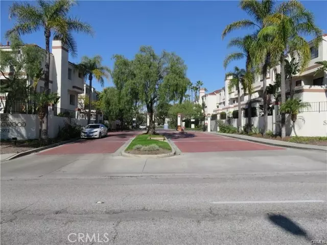 Torrance, CA 90503,2931 Plaza Del Amo #37