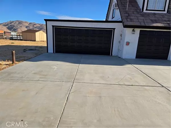 Lucerne Valley, CA 92356,10015 High Road